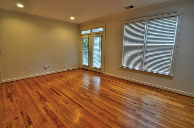 Foto del edificio - Cozy One Bedroom in Southern Village!