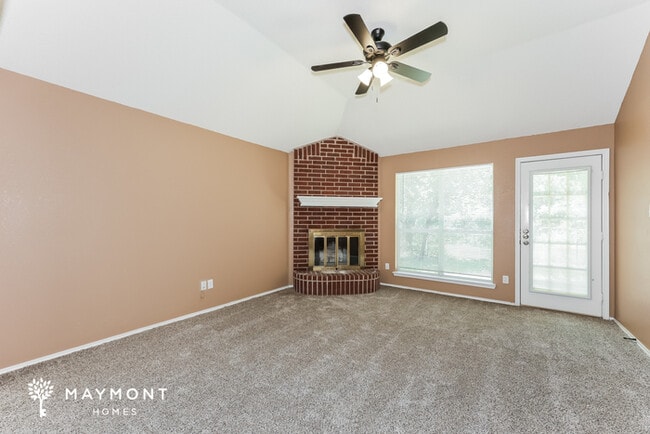 Building Photo - 408 Red Bud Ln