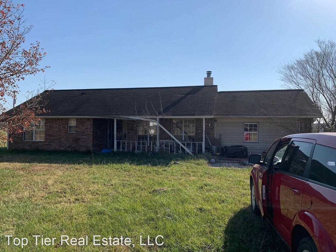 Foto principal - 3 br, 2 bath House - 20154 E Sunny Drive