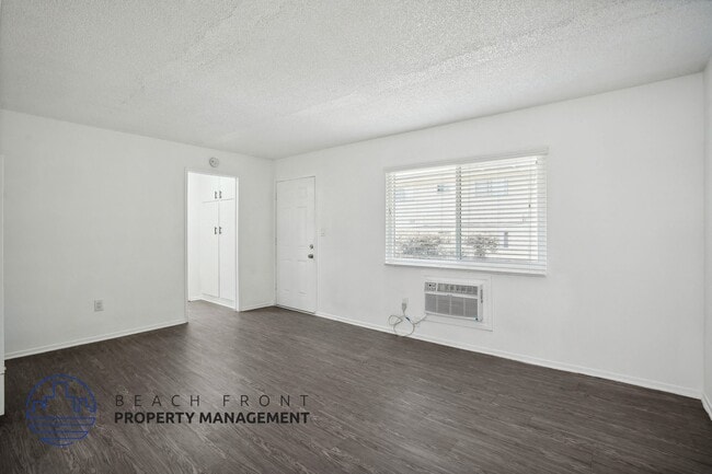 Building Photo - 5447 Norwalk Blvd