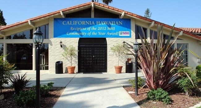 Foto del edificio - California Hawaiian