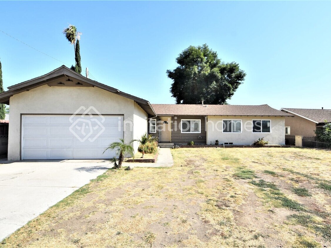 Primary Photo - 25853 Date St