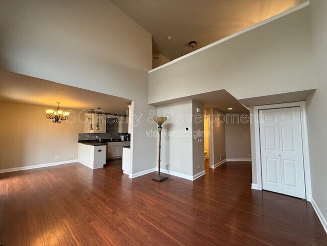 Foto del edificio - 267 Capitol Dr