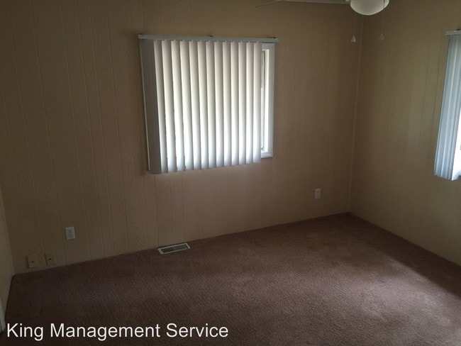 Building Photo - 9306 Lake Hickory Nut Dr
