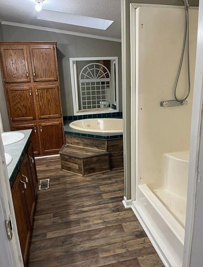 Building Photo - 3289 Bradshaw Rd