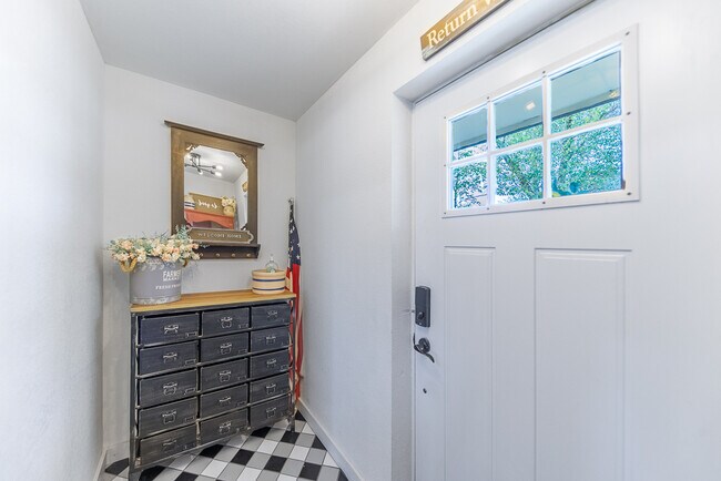 Foto del edificio - 12851 Townsend-Winona Rd