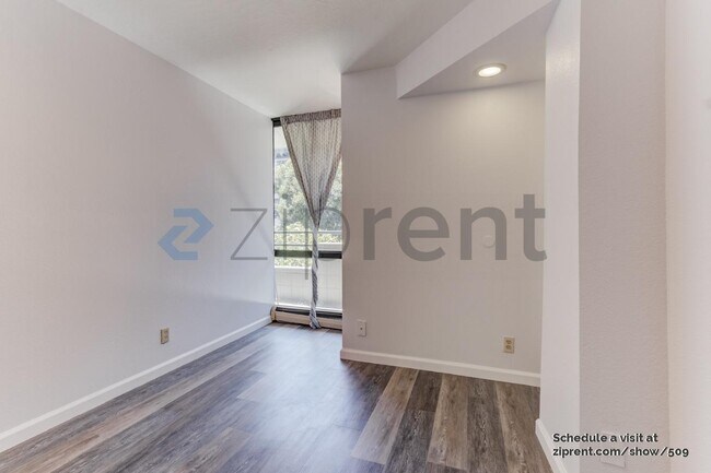 Foto del edificio - 900 Bush St