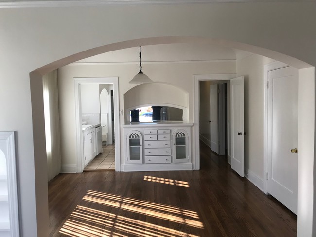 Foto del edificio - 2833 Somerset Dr