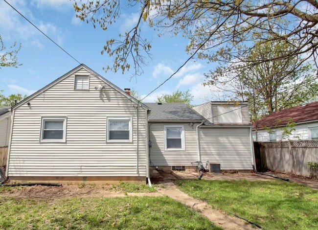 Building Photo - 1960 Studer Ave