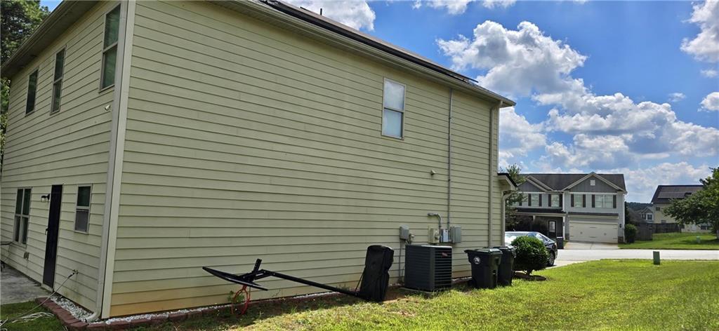 Foto del edificio - 2230 Village Trail Ct