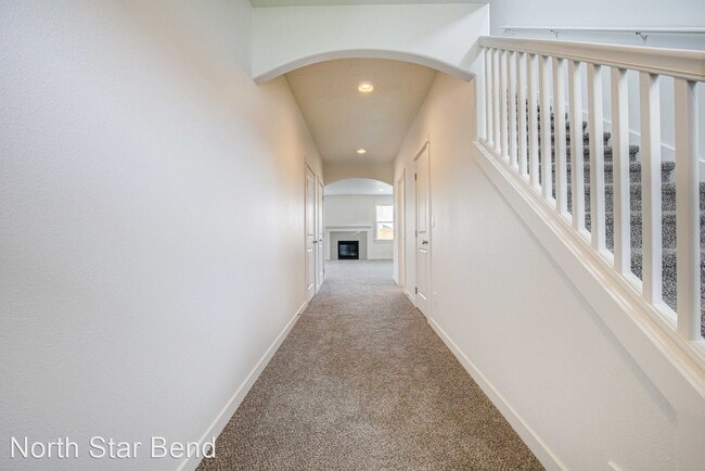 Building Photo - 4 br, 2.5 bath House - 3462 NW 9th Ln