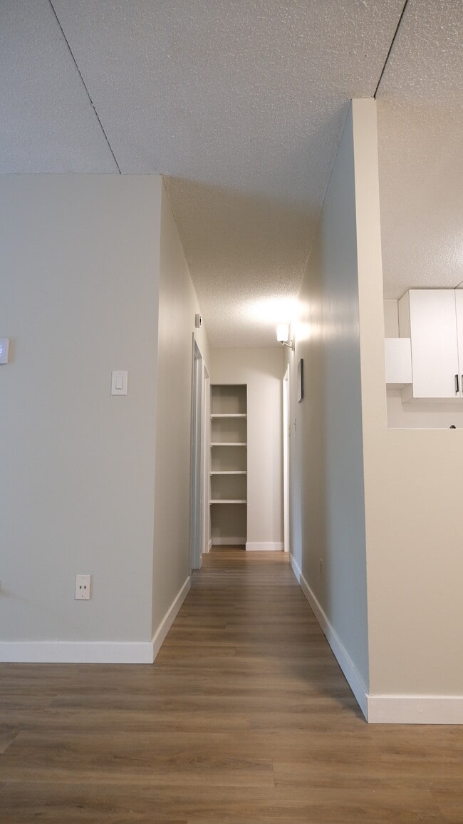 Building Photo - 270 Beliveau Rd