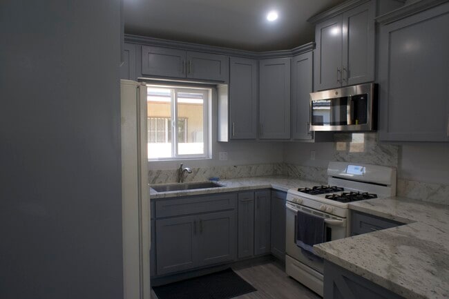 kitchen - 5607 Blackwelder St