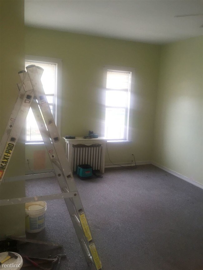 Building Photo - 3021 Voorhies Ave