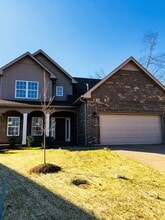 Building Photo - 6582 Sunnywood Dr