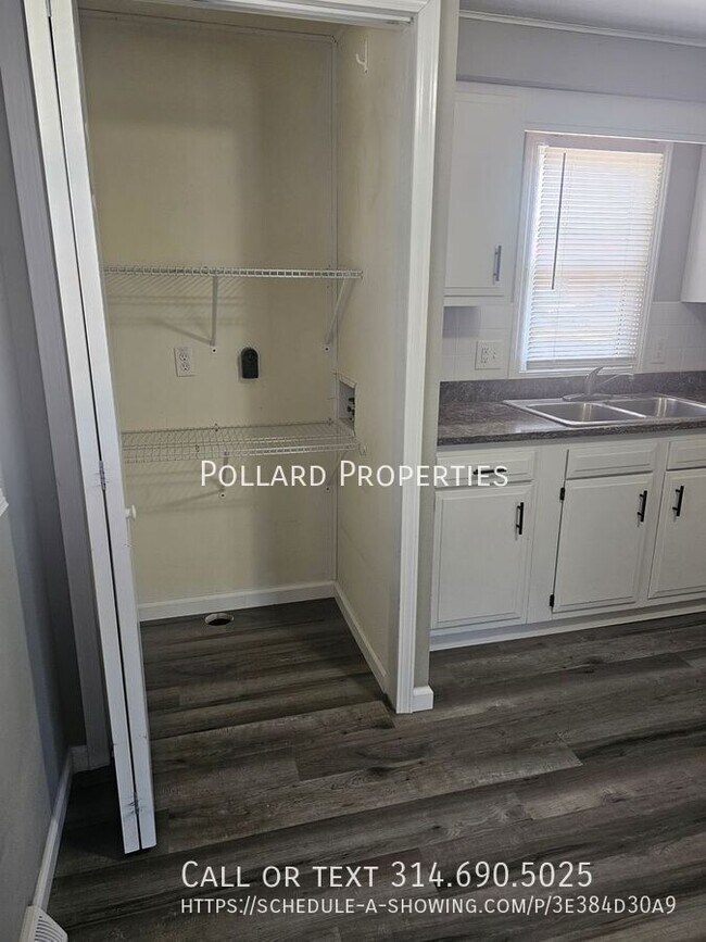 Foto del edificio - 408 Troy