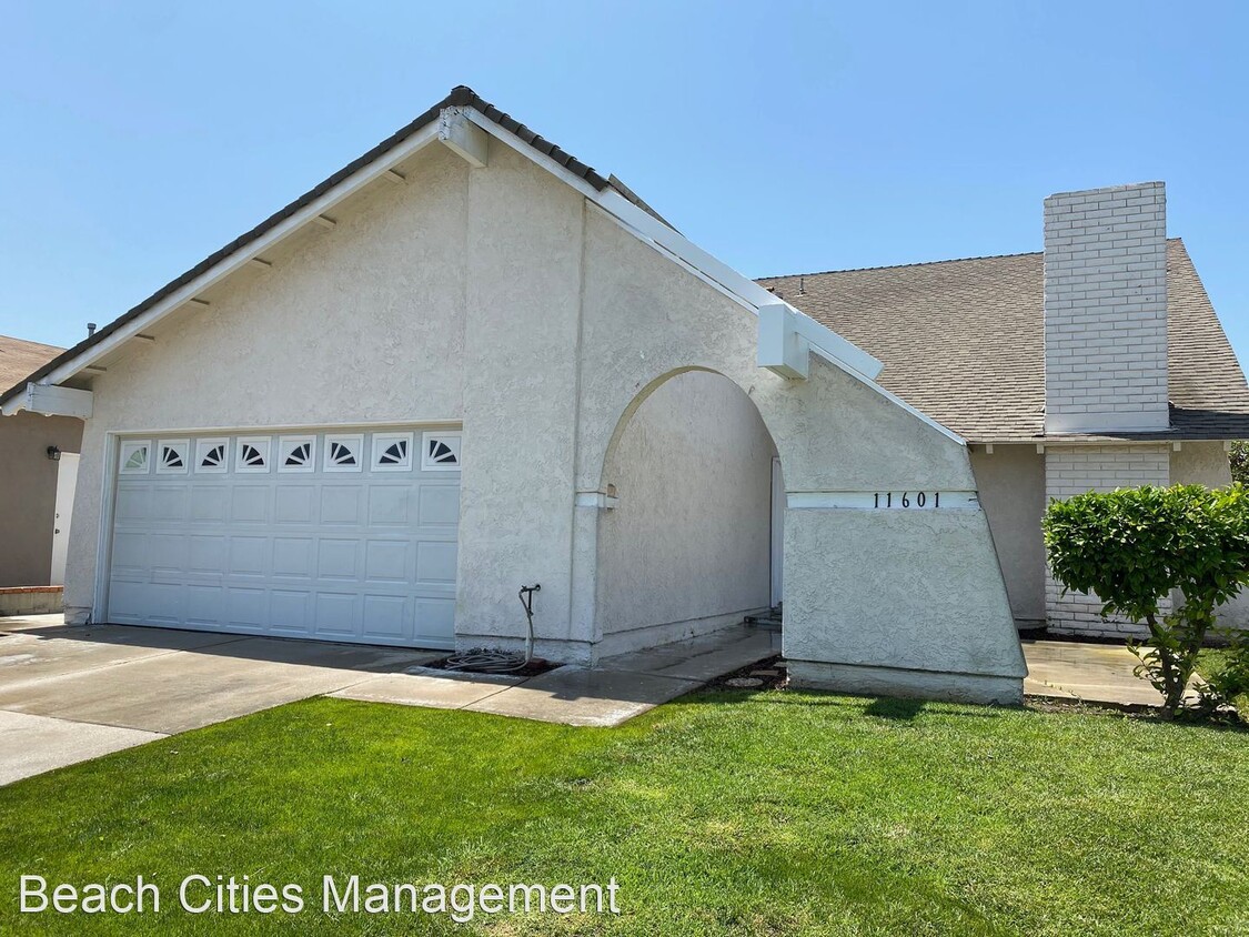 Primary Photo - 5 br, 3 bath House - 11601 Luzon Street