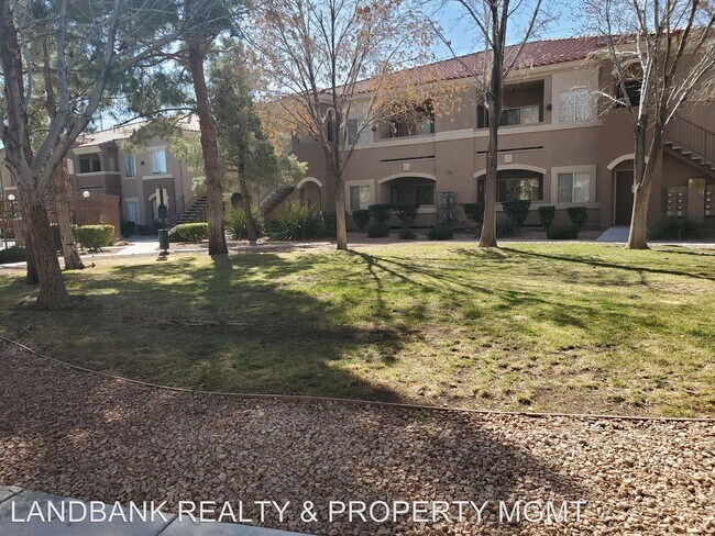 Building Photo - 10245 S Maryland Pkwy