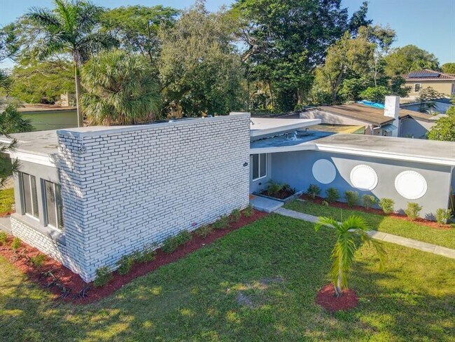 Foto del edificio - 1500 Davie Blvd