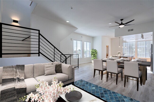 Open floor plan amazing views - 6605 N 93rd Ave
