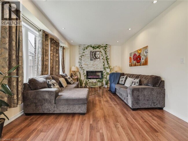 Building Photo - 51 Cheevers Rd