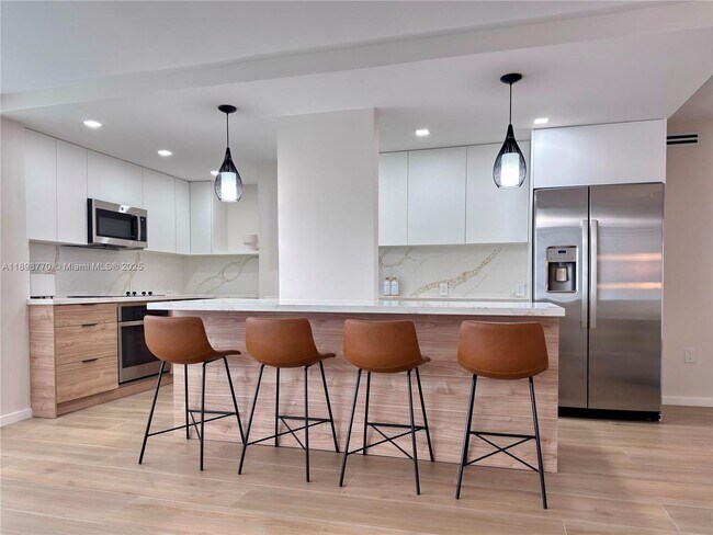 Photo - 10230 Collins Ave House