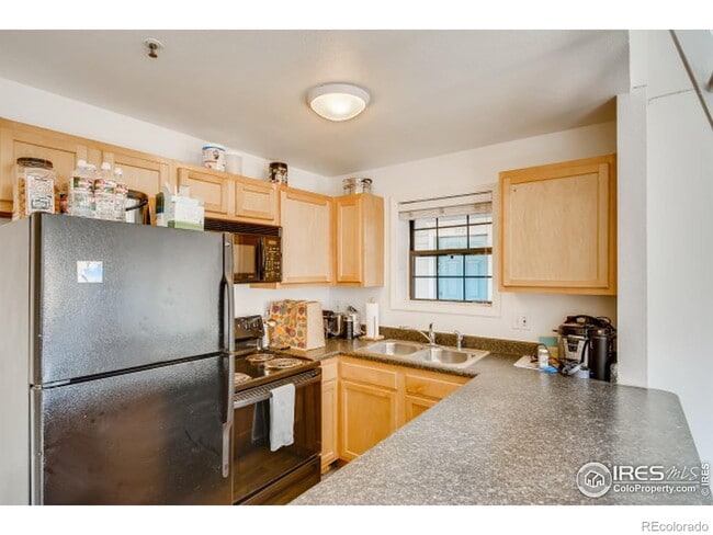 Photo - "Chic Urban Retreat: Cozy 1-Bed Condo in t...