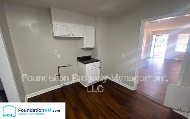 Foto del edificio - 2292 Redwood Ave