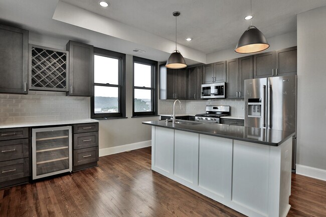 Foto del edificio - 107 Chestnut St E