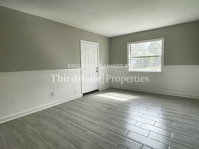Building Photo - 2939 W 11th St