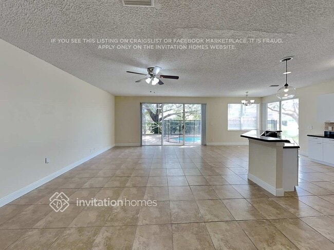 Foto del edificio - 10616 NW 48th St