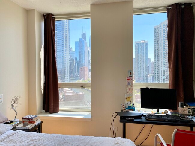 Foto del edificio - 600N N Kingsbury St