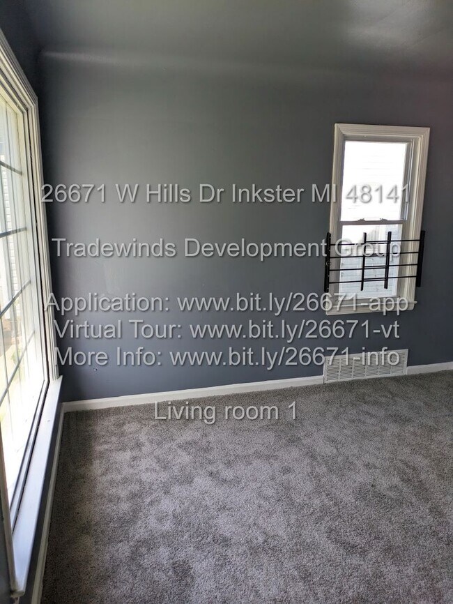 Foto del edificio - 26671 W. Hill 3bed/1bath with great back y...