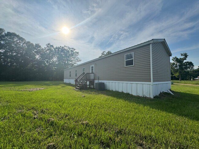 Building Photo - 24560 Verneiul Ln