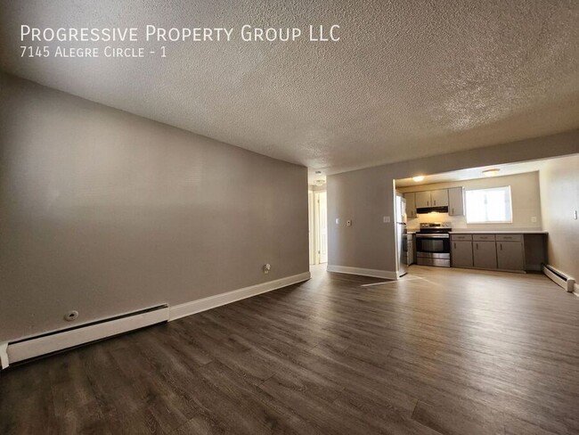 Foto del edificio - 7145 Alegre Cir