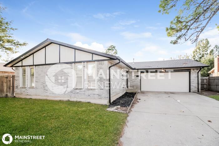 Primary Photo - 1610 Pecan Ave, Norman, OK 73072