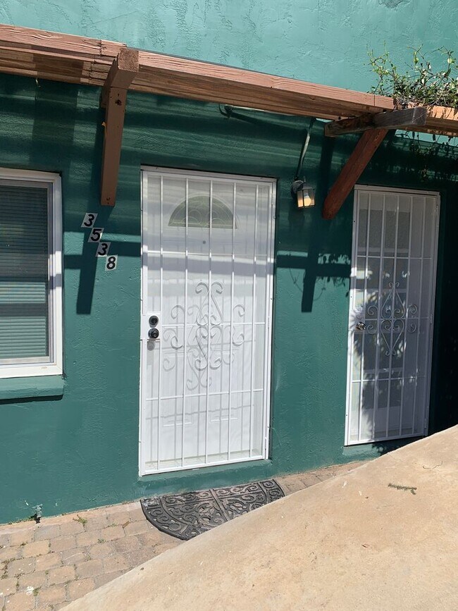 Building Photo - 3536 Curlew St