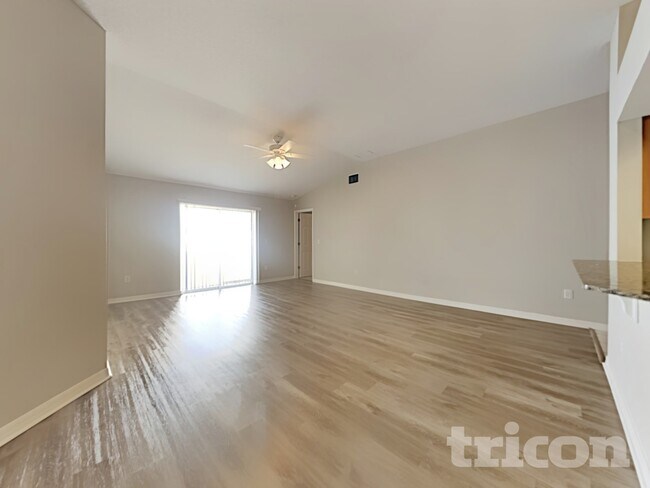 Building Photo - 12010 Hampshire Field Ct