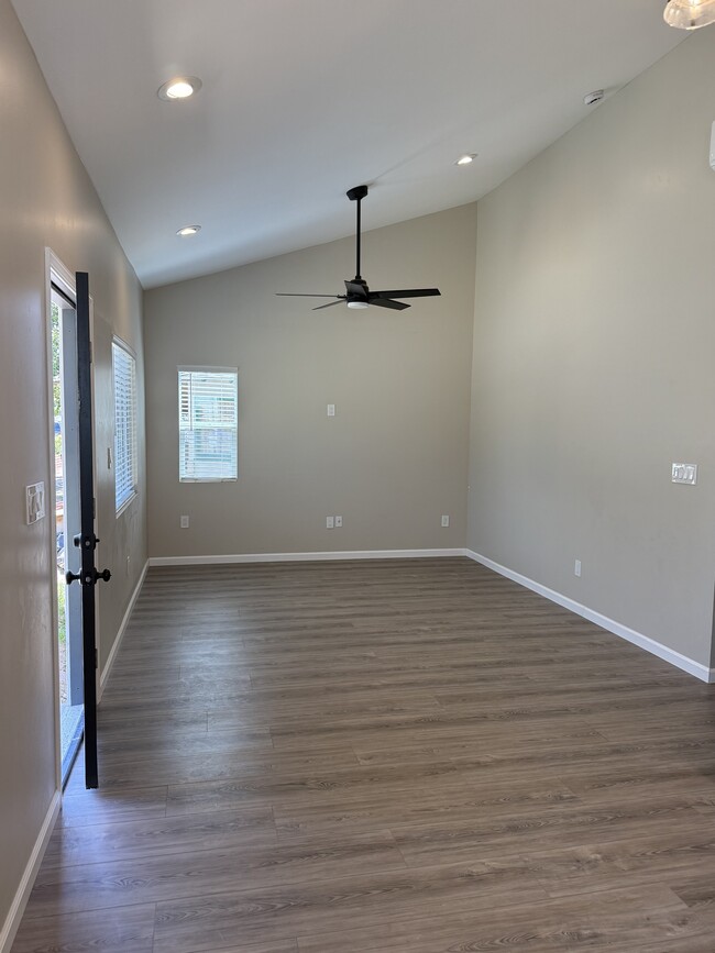 Building Photo - 4542 3rd St