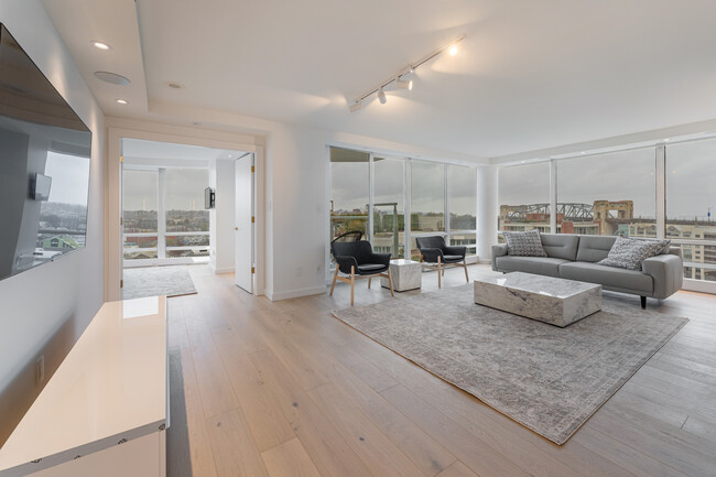 Photo du bâtiment - 1500 Howe St