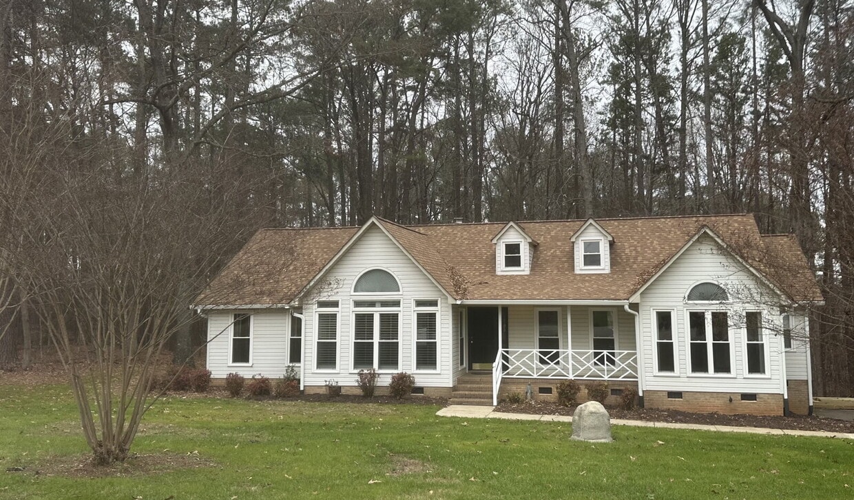 Primary Photo - 1782 Hickory Ridge Rd