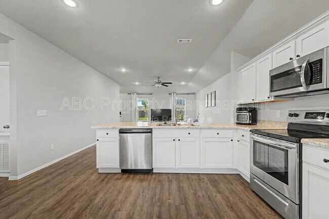 Foto del edificio - 946 E Sparrow Cir