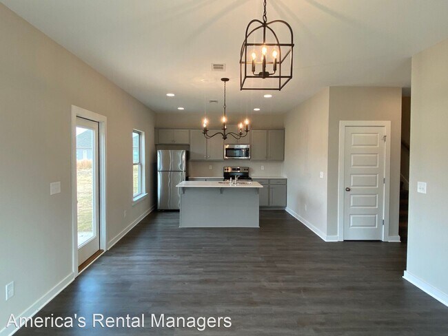 Building Photo - 3 br, 2.5 bath House - 11171 Summerchase Loop