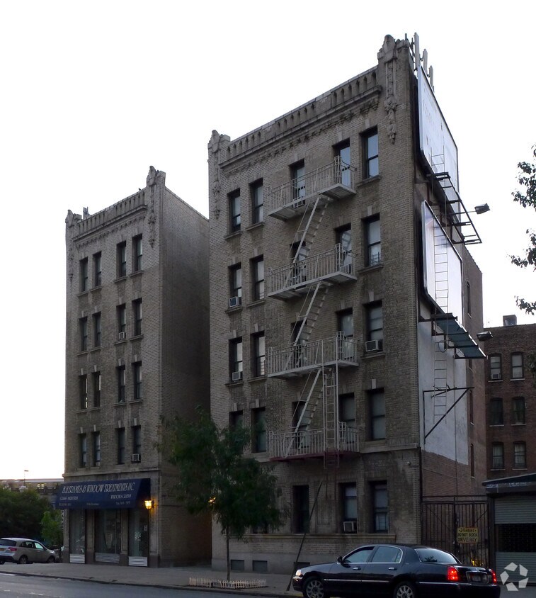 Primary Photo - 5056 Broadway