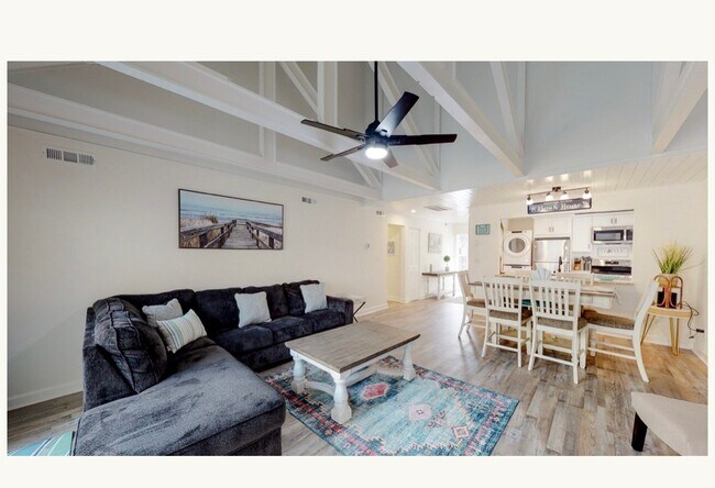 Foto del edificio - 786 queens grant