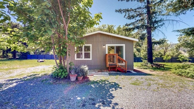 Building Photo - 5326 Briggs Ranch Rd