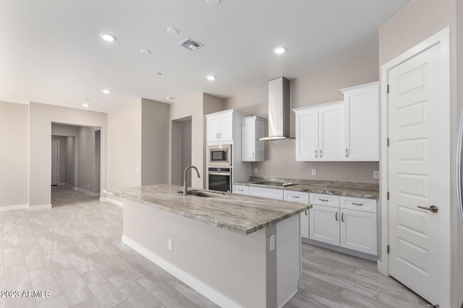 Building Photo - 4133 E Las Colinas Dr