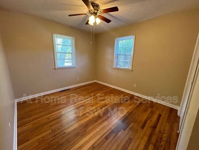 Foto del edificio - 610 W Montclair St