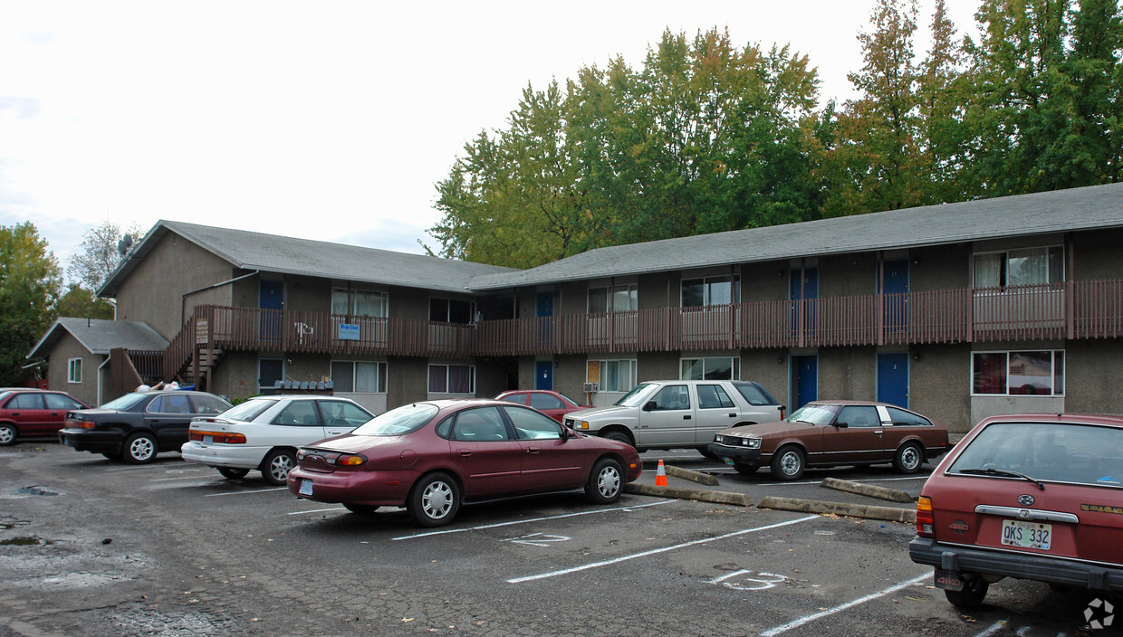 Building Photo - Pacific Crest Apartments