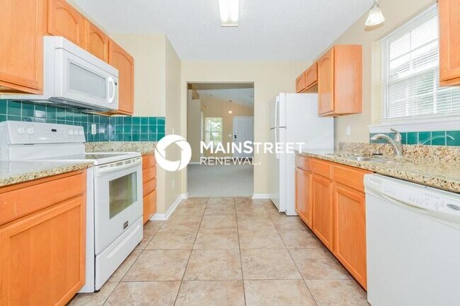 Foto del edificio - 3 Bedroom Pet-Friendly Home in Indianapoli...